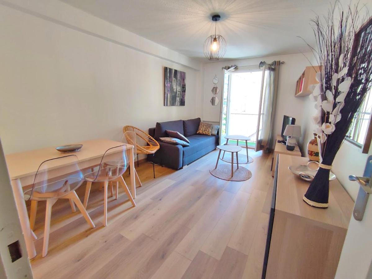 Chez Dominique, T2, Centre Ville, Vue Montagne, Wifi, 4 Personnes Bagnères-de-Luchon Zewnętrze zdjęcie